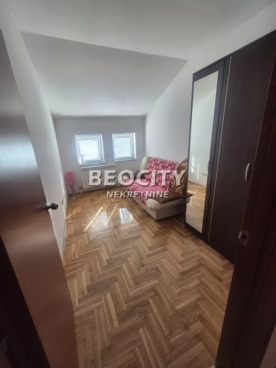 Četvorosoban stan na prodaju, Lazarevac (mesto), 120.000€, 93m² — 3