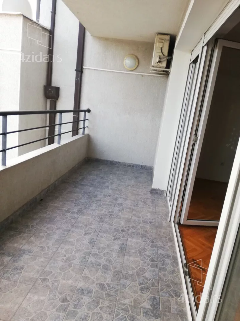 Četvorosoban stan na prodaju, Miloja Đaka 21, 465.000€, 117m² — 5