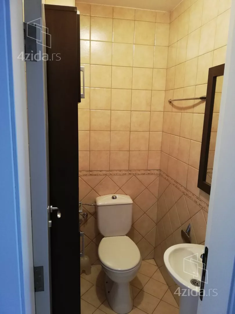 Četvorosoban stan na prodaju, Miloja Đaka 21, 465.000€, 117m² — 6