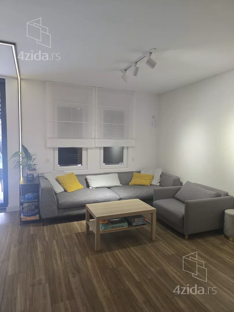 Četvorosoban stan na prodaju, Pregrevica, 380.000€, 125m² — 9
