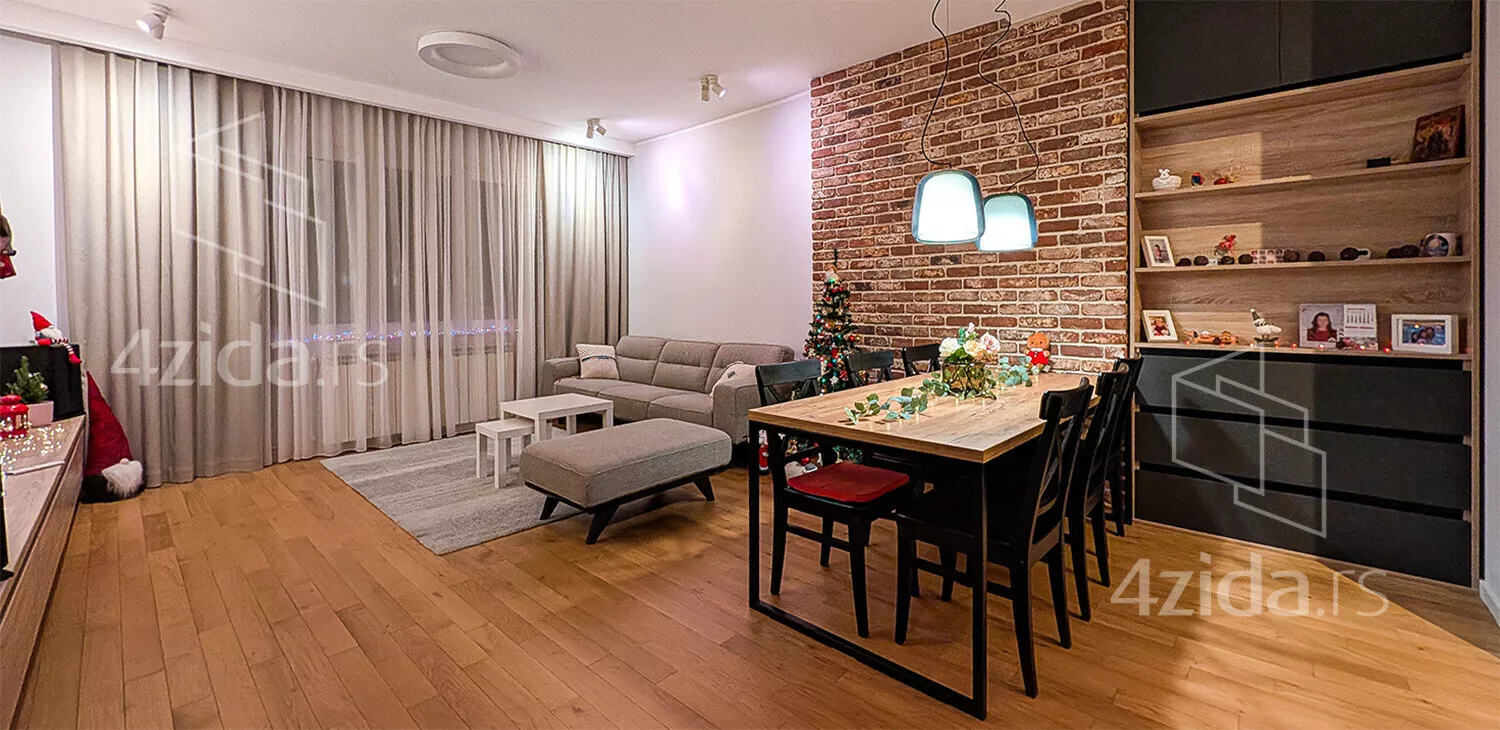 Četvorosoban stan na prodaju, Uskočka, 510.000€, 83m² — 2