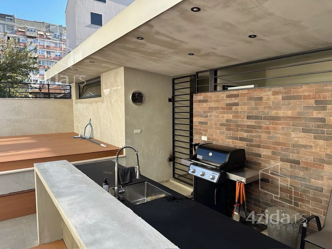 Četvorosoban stan na prodaju, Vračar, 690.000€, 110m² — 2