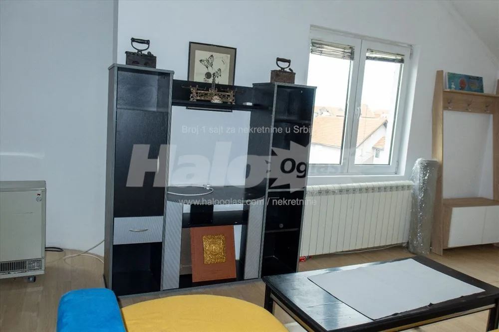 Četvorosoban stan u Krnjači - 450 e — 10