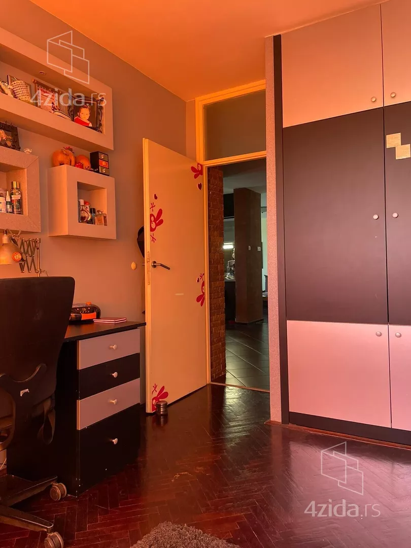 Četvorosoban stan za izdavanje, Bulevar Arsenija Čarnojevića 173, 850€, 92m² — 10