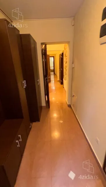 Četvorosoban stan za izdavanje, Jevrema Grujića, 1.100€, 106m² — 3