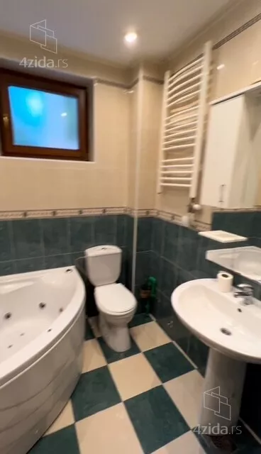 Četvorosoban stan za izdavanje, Jevrema Grujića, 1.100€, 106m² — 12