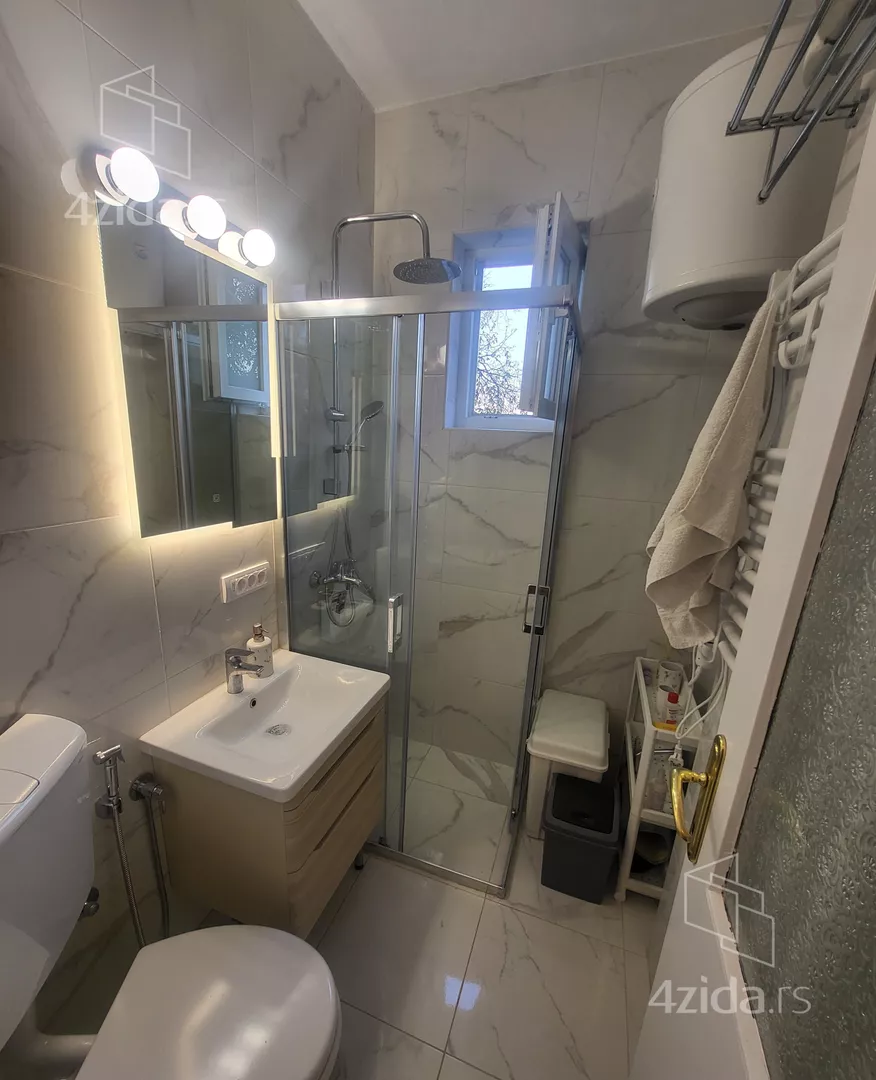 Četvorosoban stan za izdavanje, Lješka 74, 1.100€, 94m² — 6