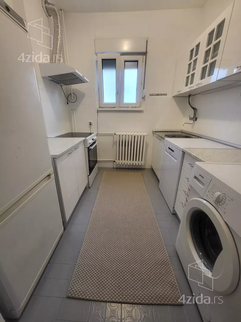 Četvorosoban stan za izdavanje, Lješka 74, 1.100€, 94m² — 7