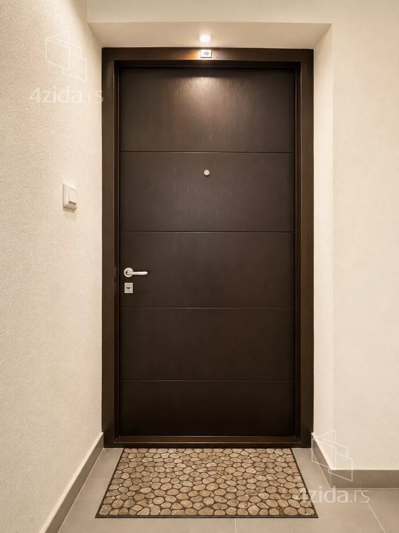 Četvorosoban stan za izdavanje, Miloja Đaka, 2.200€, 95m² — 13