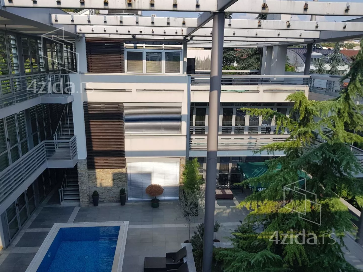 Četvorosoban stan za izdavanje, Velisava Vulovića 15, 2.400€, 148m² — 2