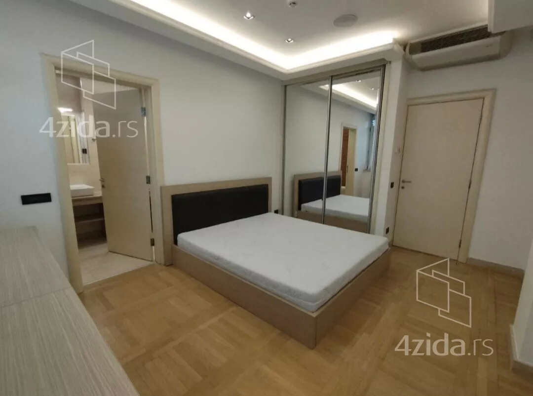 Četvorosoban stan za izdavanje, Velisava Vulovića 15, 2.400€, 148m² — 15