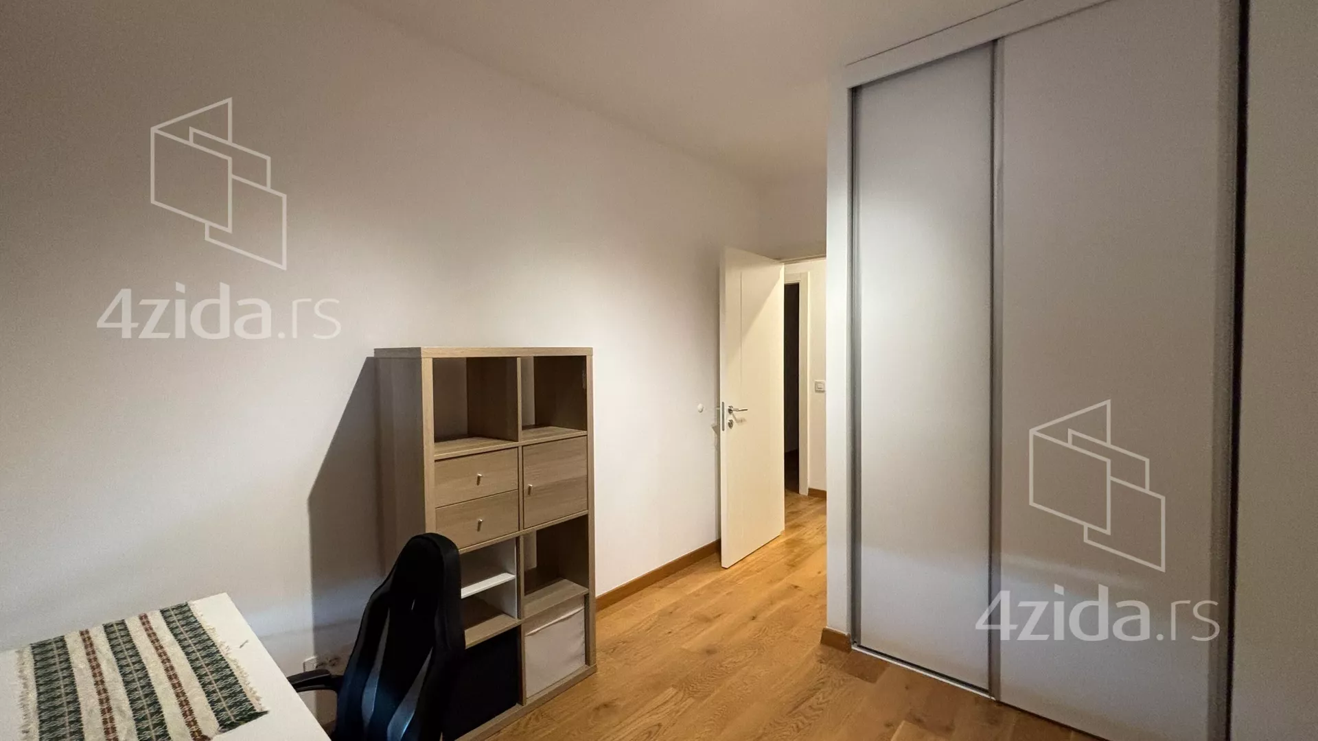 Četvorosoban stan za izdavanje, Vojvode Stepe 314, 1.600€, 90m² — 13
