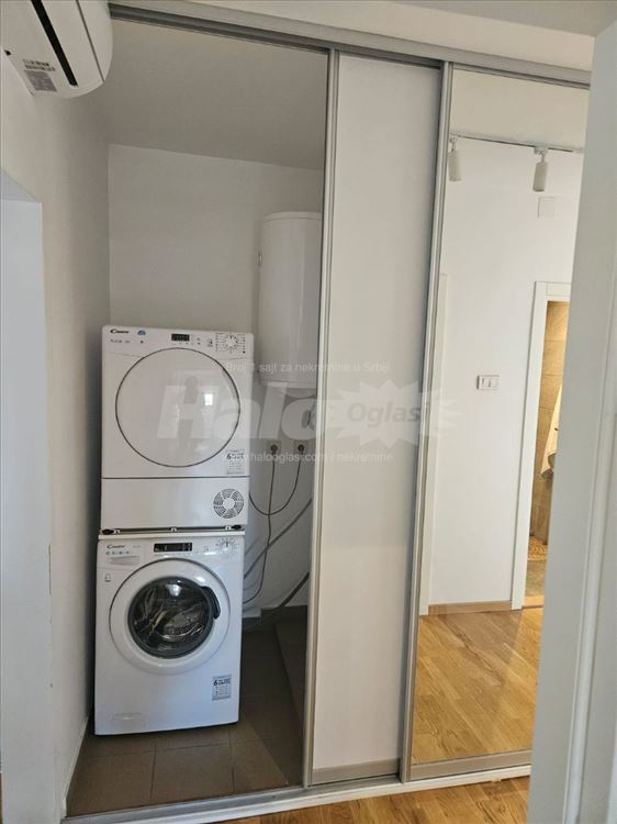 Četvrosoban stan ,Blok 28, 83m2 — 5