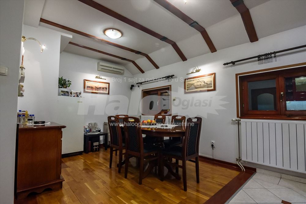Exkluzivan Četvorosoban Stan Na Dorćolu — 10