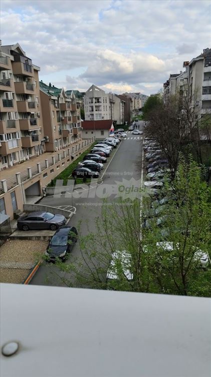 Filmski grad, 40kvm, namešten — 2