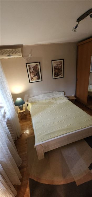 Filmski grad,komforan,kompletno namešten stan,60m² — 9