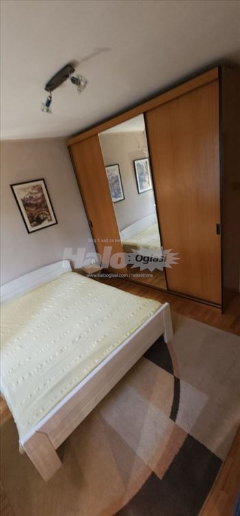 Filmski grad,komforan,kompletno namešten stan,60m² — 10