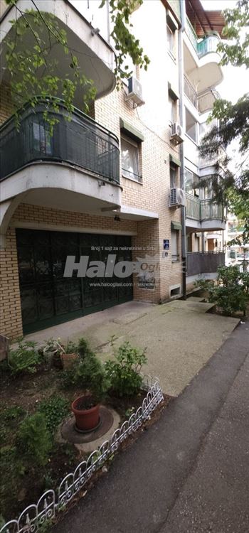 Filmski grad,komforan,kompletno namešten stan,60m² — 13