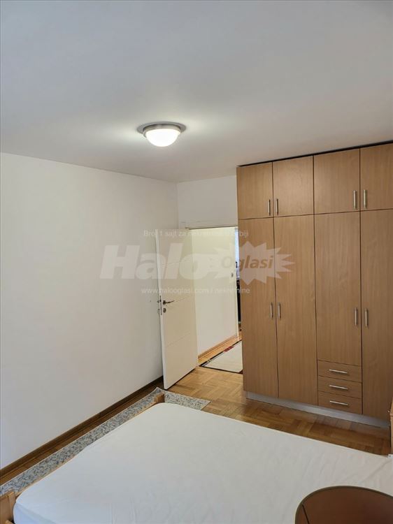 Funkcionalan, 3.0 stan, Banovo brdo, Ada Ciganlija — 12