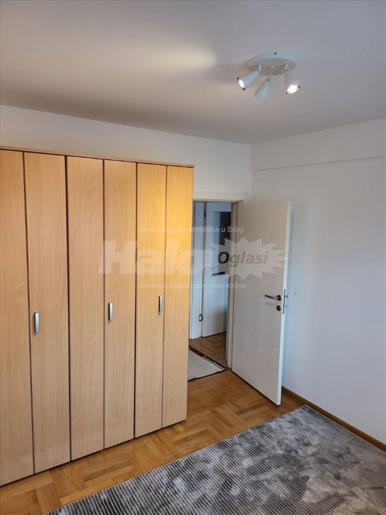 Funkcionalan, 3.0 stan, Banovo brdo, Ada Ciganlija — 14