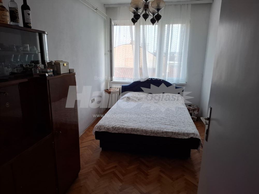 Funkcionalan dvoiposoban stan kod Hrama — 4
