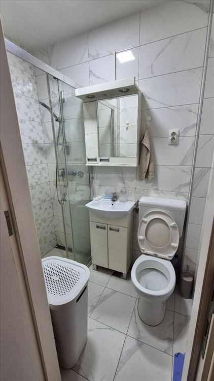 funkcionalan i svetao dvosoban stan površine 49 m² — 5