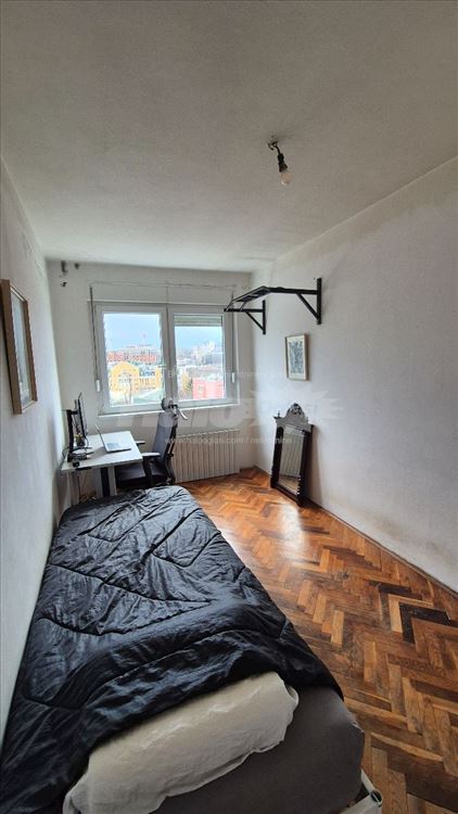 funkcionalan i svetao dvosoban stan površine 49 m² — 13