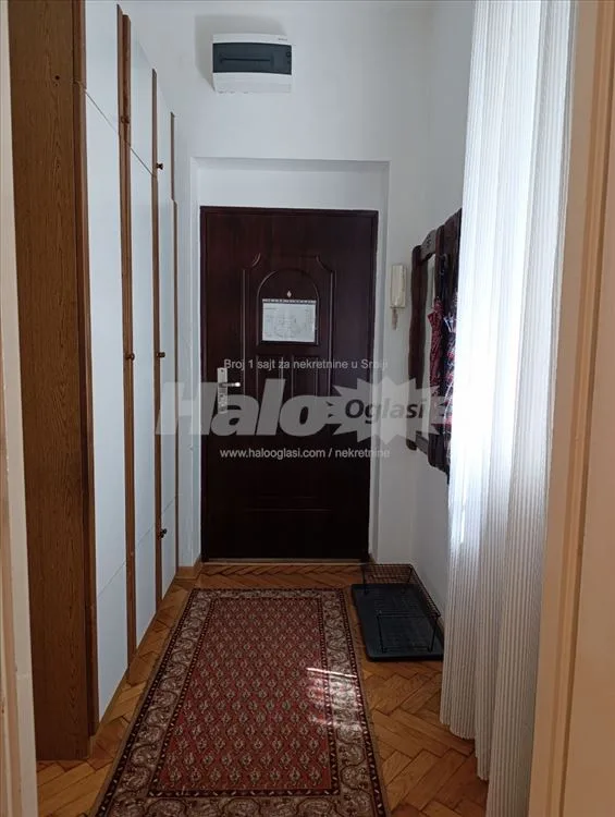 Funkcionalan stan u Knez Mihajlovoj 60m2 — 4