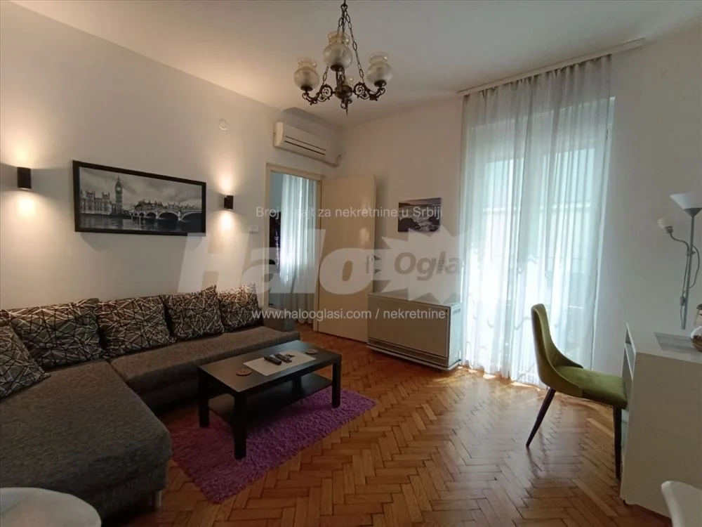 Funkcionalan stan u Knez Mihajlovoj 60m2 — 5