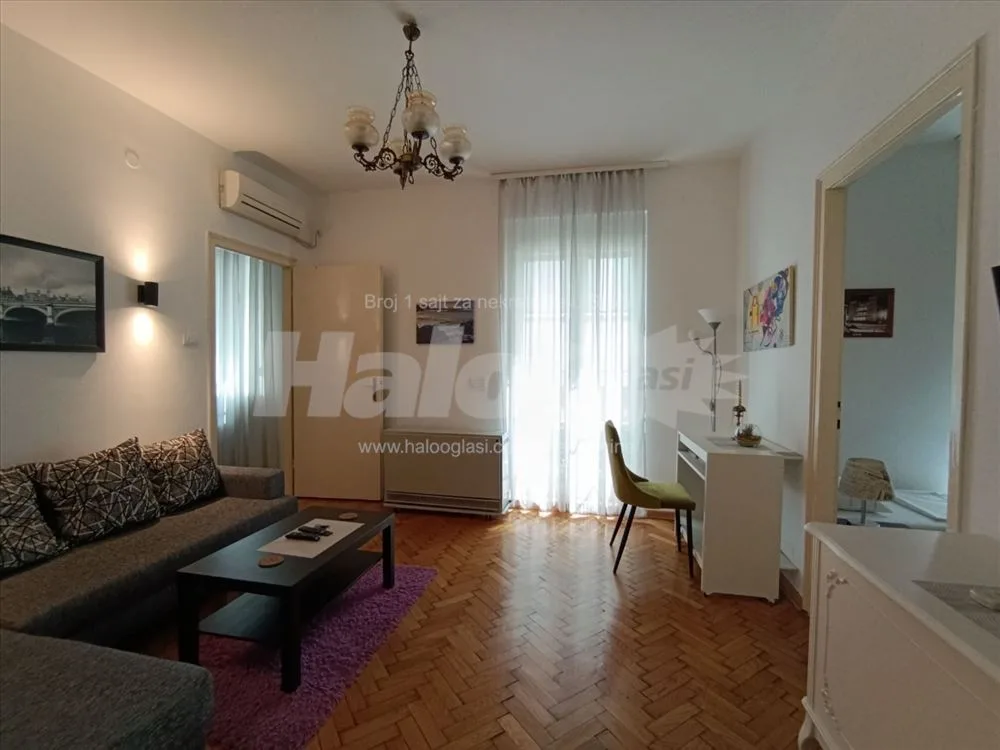 Funkcionalan stan u Knez Mihajlovoj 60m2 — 6