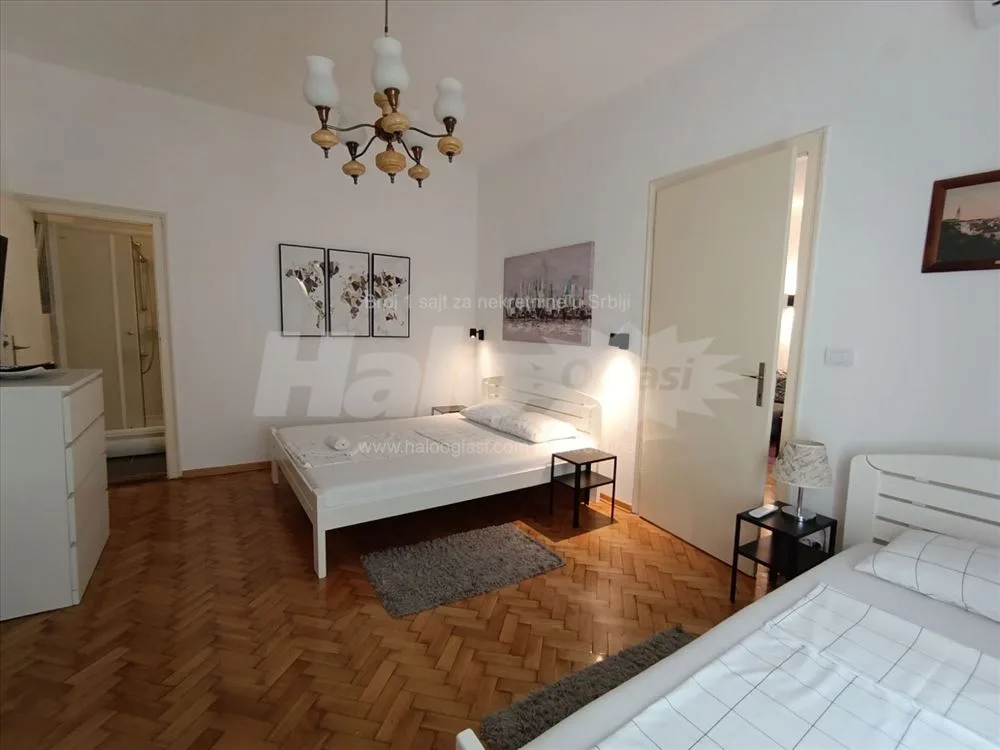 Funkcionalan stan u Knez Mihajlovoj 60m2 — 8