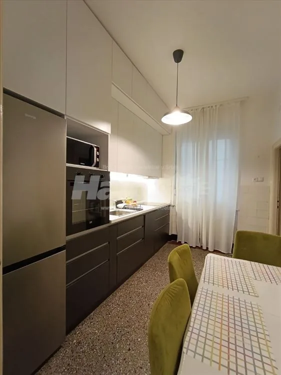 Funkcionalan stan u Knez Mihajlovoj 60m2 — 13
