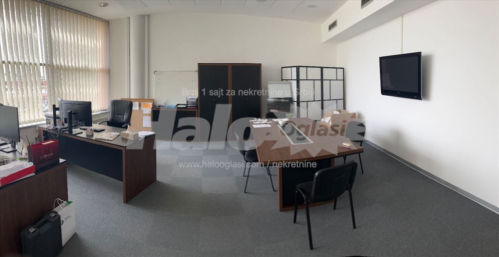 Funkcionalne kancelarije u poslovnoj zgradi — 4