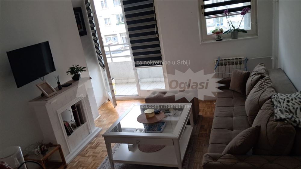Gandijeva nove zgrade 2.0- 40m2 odlican — 2