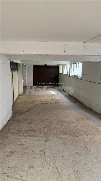 garaza 80 m2 Luke Vojvodica — 4