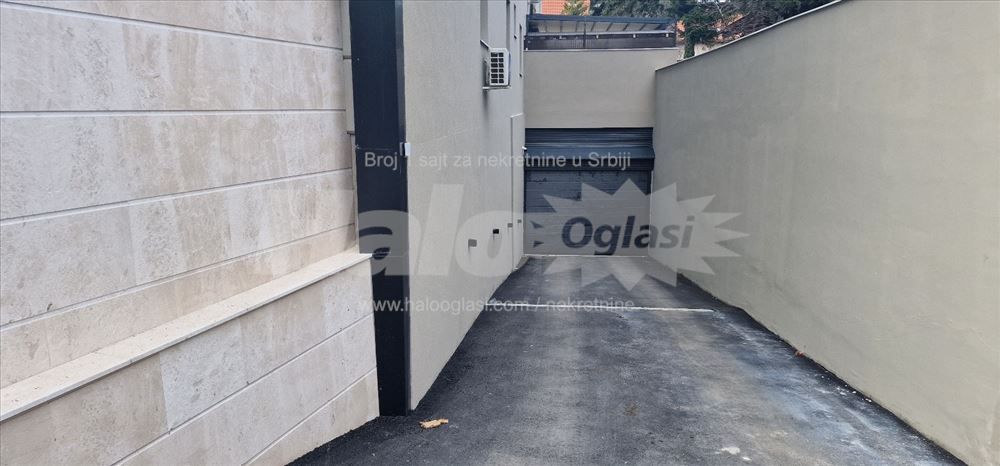 Garazno mesto 14 m2, Novo nekorišćeno Autokomanda — 3