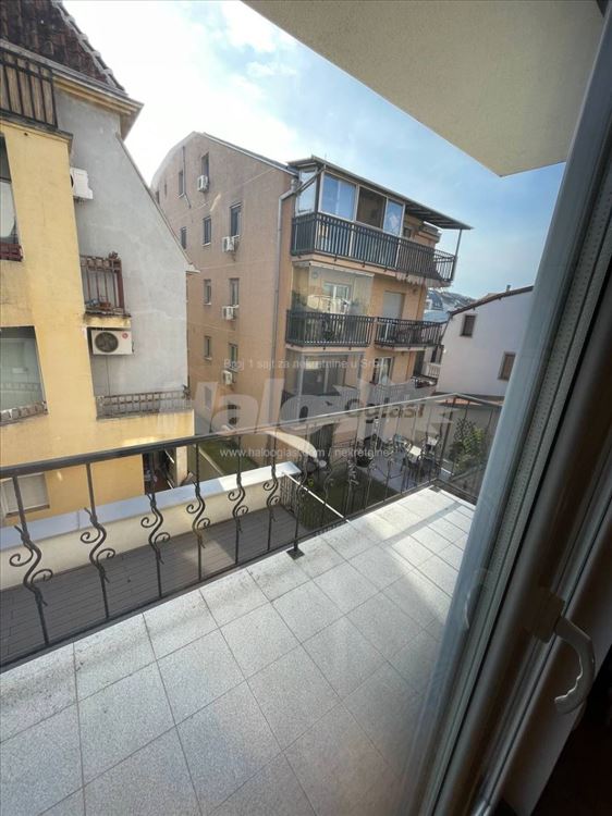 Garibaldijeva, Lekino brdo, 63kvm sa garažom — 12