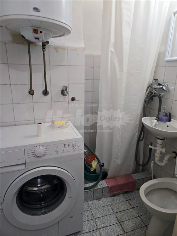 Garosnjera kod Cvetkove pijace, pored S.C. "Olimp" — 13