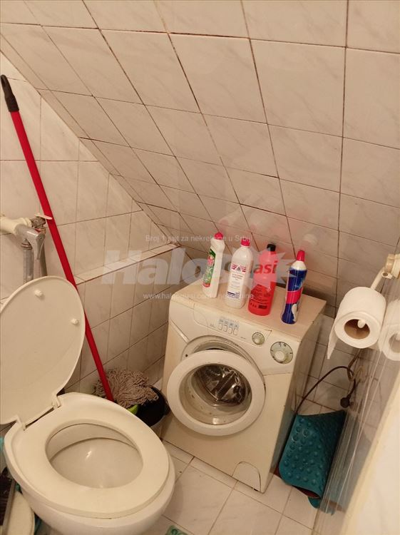 Garsonijera 20m2 nameštena, čista, za jednu osobu — 3