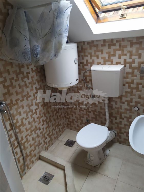 Garsonjera 20m2 Zemun — 4