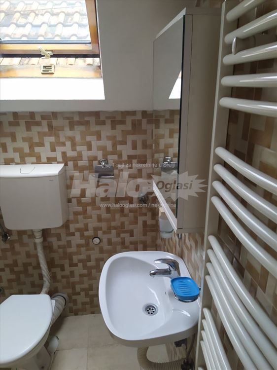 Garsonjera 20m2 Zemun — 5