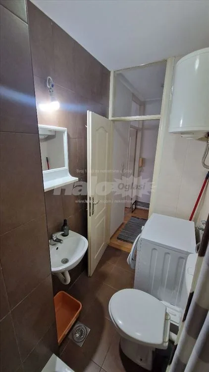 Garsonjera 22m² - Banovo brdo — 11