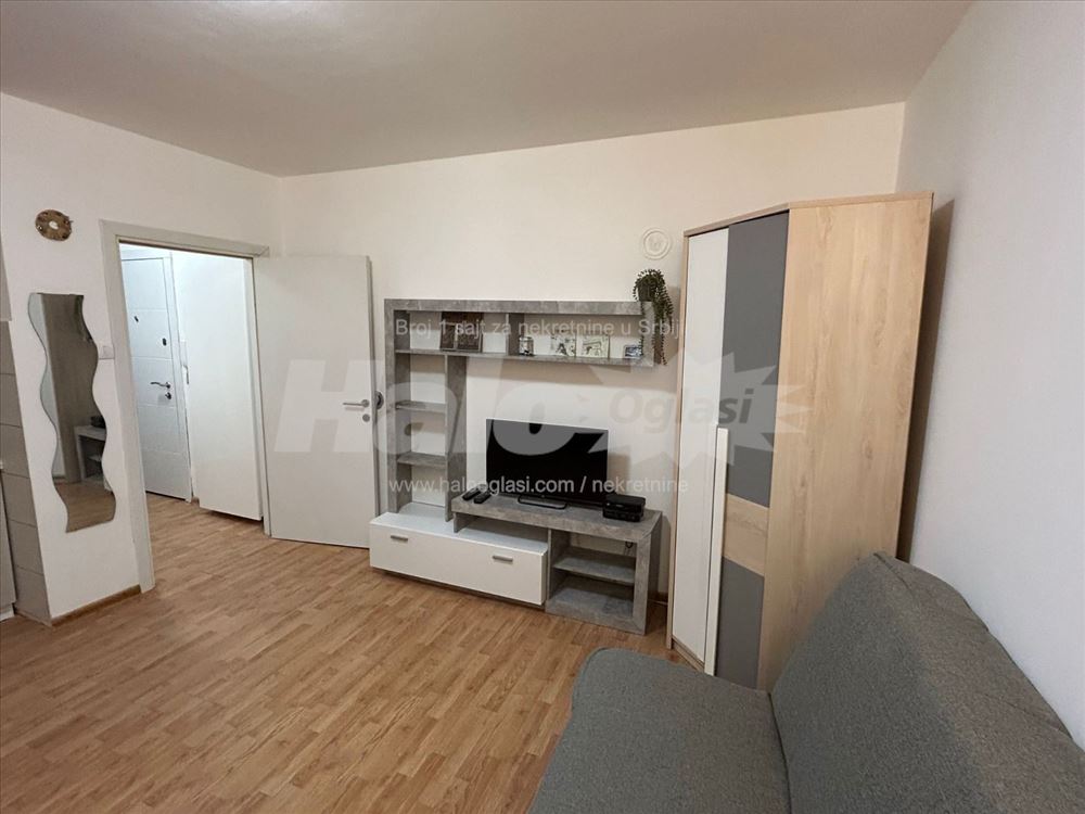 Garsonjera 23m2, Prvomajska, Zemun — 2