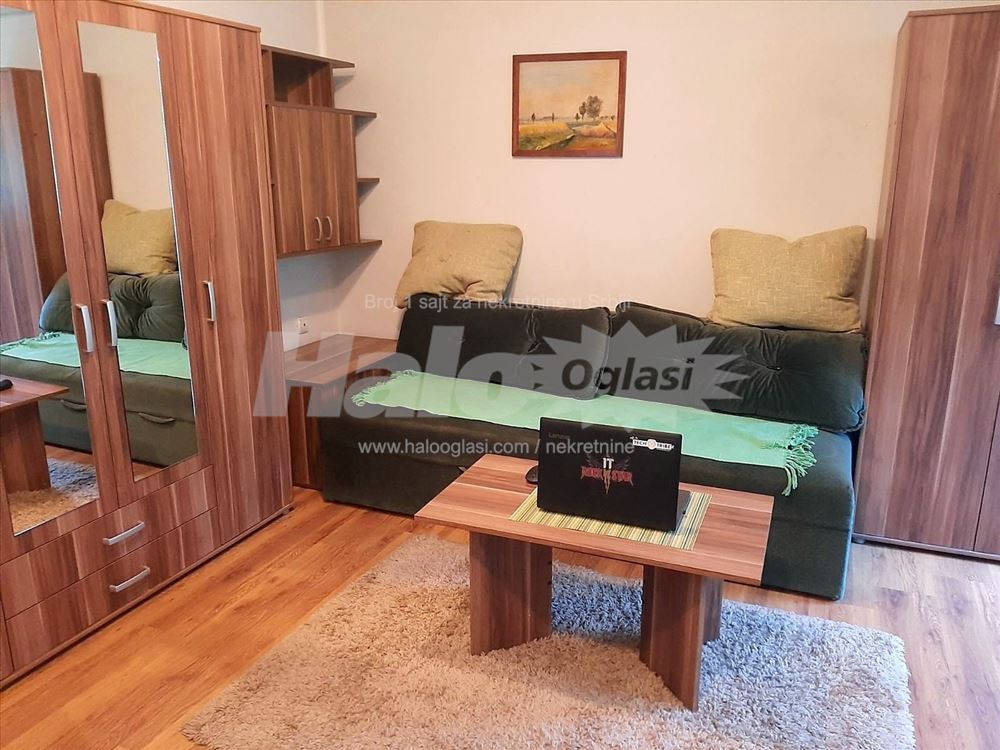 Garsonjera 24 m2 za izdavanje u Merošinskoj — 2