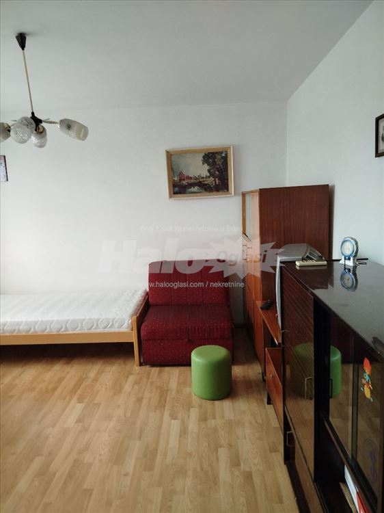 Garsonjera, 24m2 kod Kalenić pijace — 3