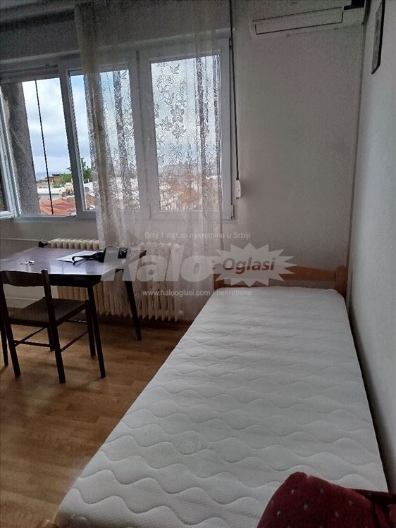 Garsonjera, 24m2 kod Kalenić pijace — 5