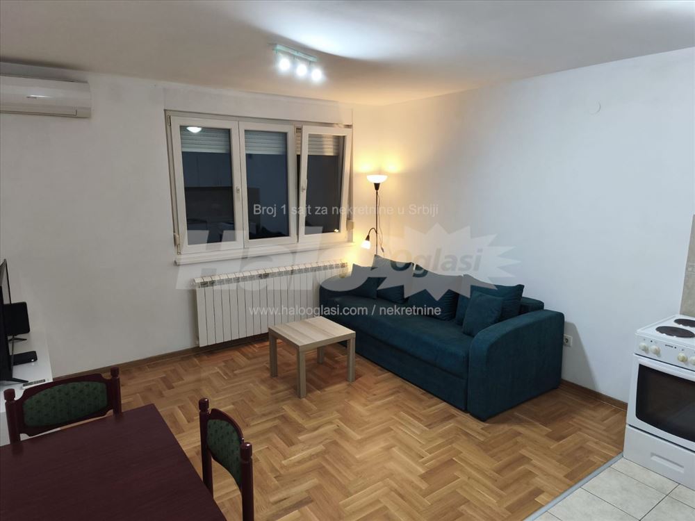 Garsonjera 25 m2 + Parking mesto — 5