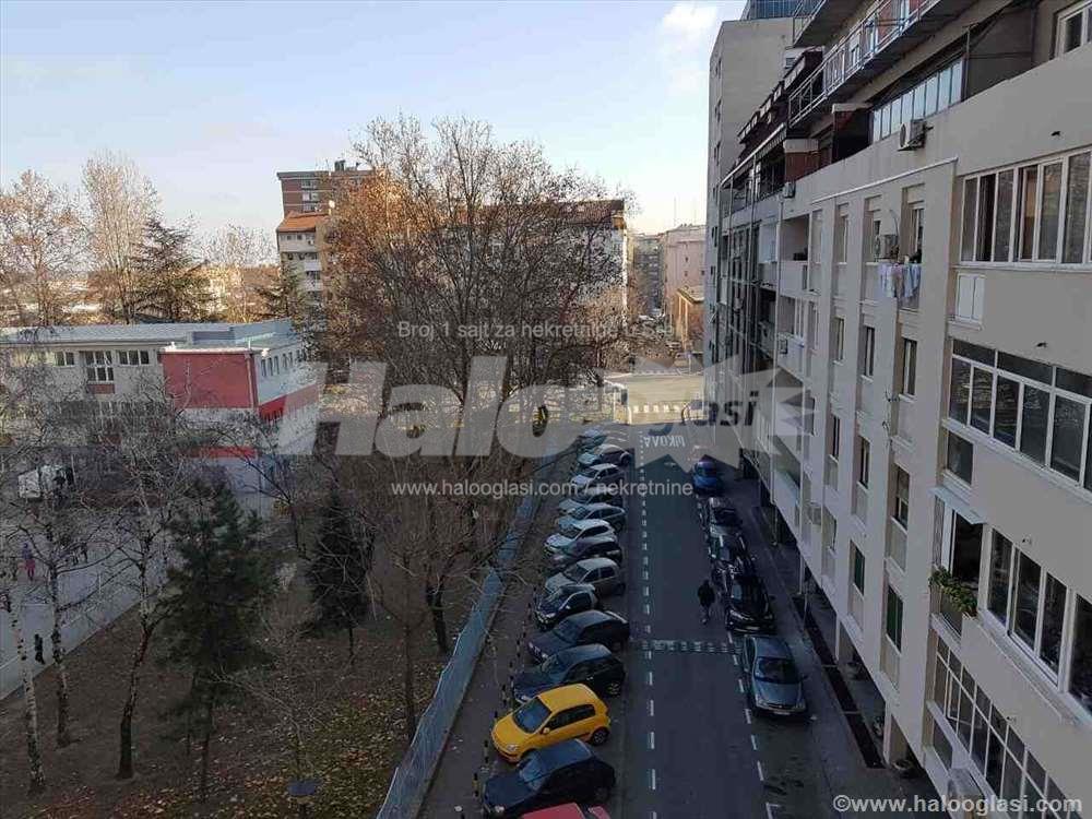 Garsonjera 25m2 — 6