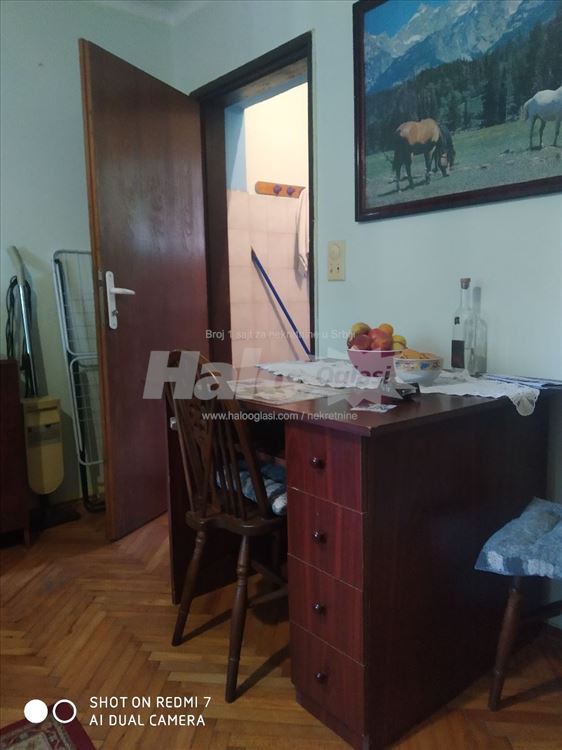 Garsonjera 26m2, Banovo Brdo,centar kod Opštine — 8