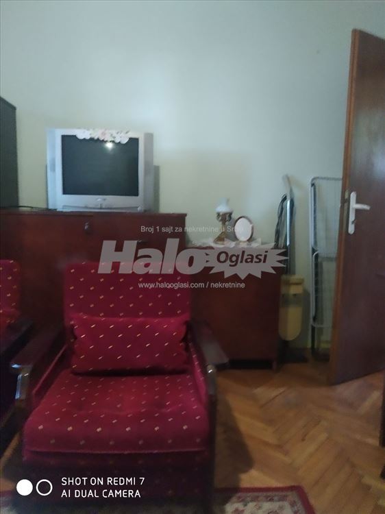 Garsonjera 26m2, Banovo Brdo,centar kod Opštine — 9